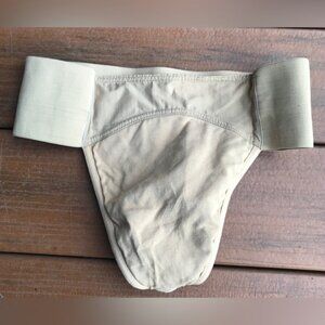 Capezio  Dance Belt Thong, Men's, Tan/ude, LARGE (32-34in),  in Great condition